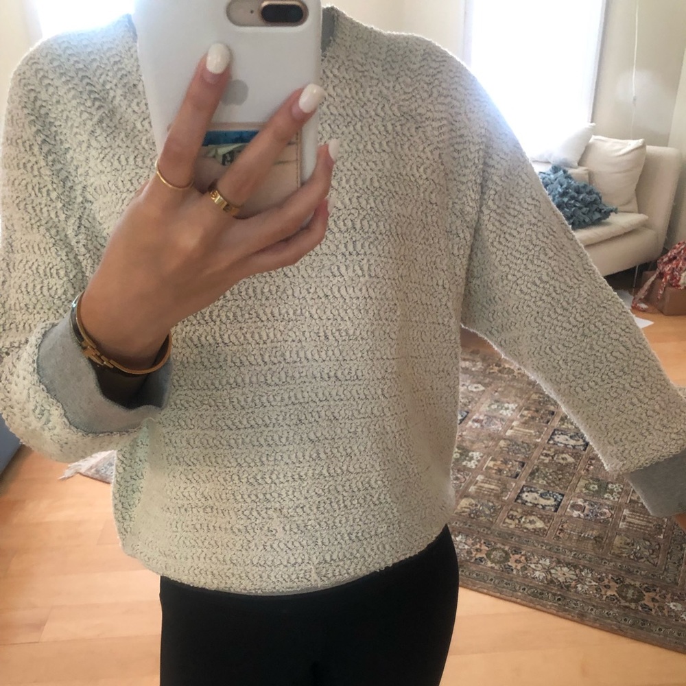 Sweater - Picture 2 of 4